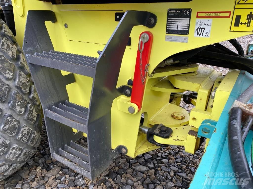 Ammann ASC 110 Walce jednobębnowe