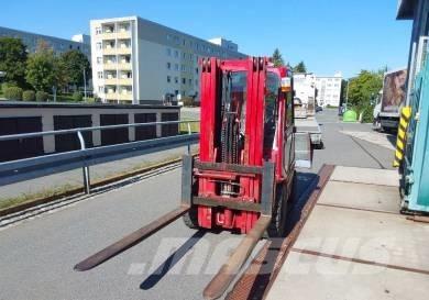 Manitou MI 30 D Wózki Diesla