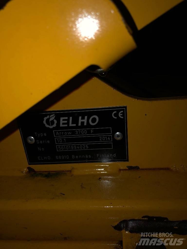 Elho 3700 F Kosiarki ze wstępną obróbka paszy
