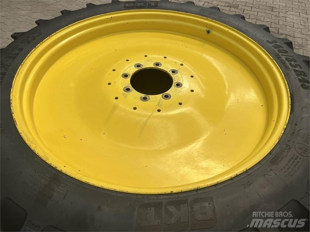 BKT 340/85R48 Opony, koła i felgi