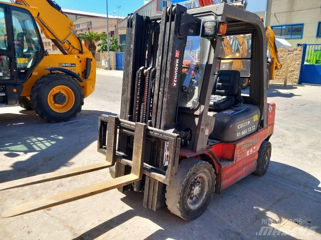 Manitou CD 25 P Wózki Diesla