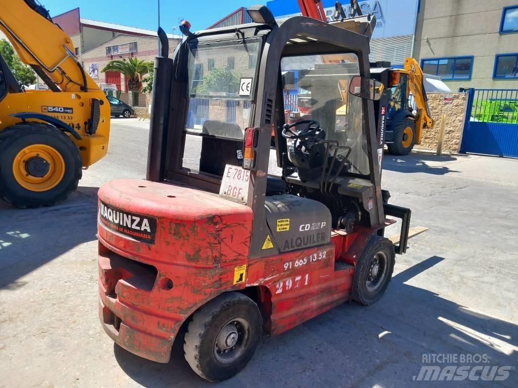 Manitou CD 25 P Wózki Diesla