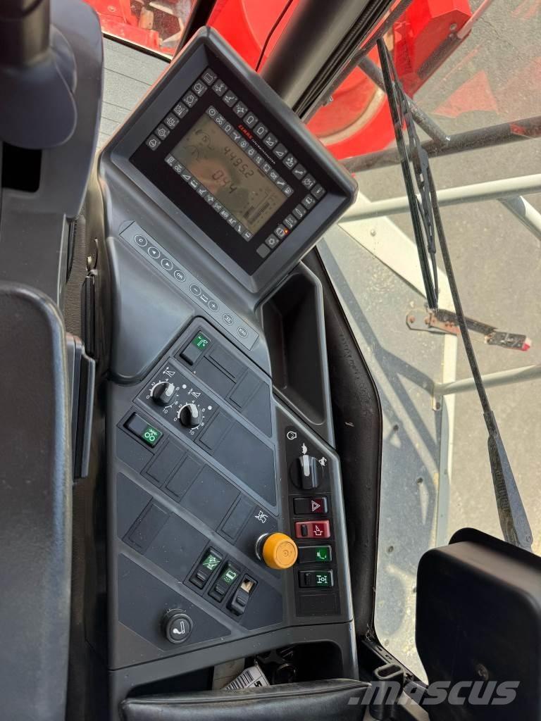 CLAAS JAGUAR 830 Kombajny silosowe