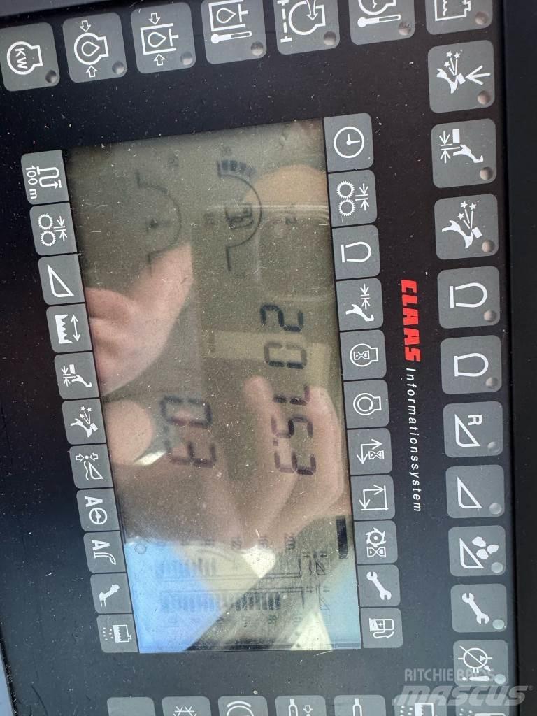 CLAAS JAGUAR 830 Kombajny silosowe