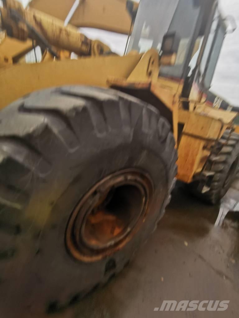 CAT 966F Ładowarki kołowe