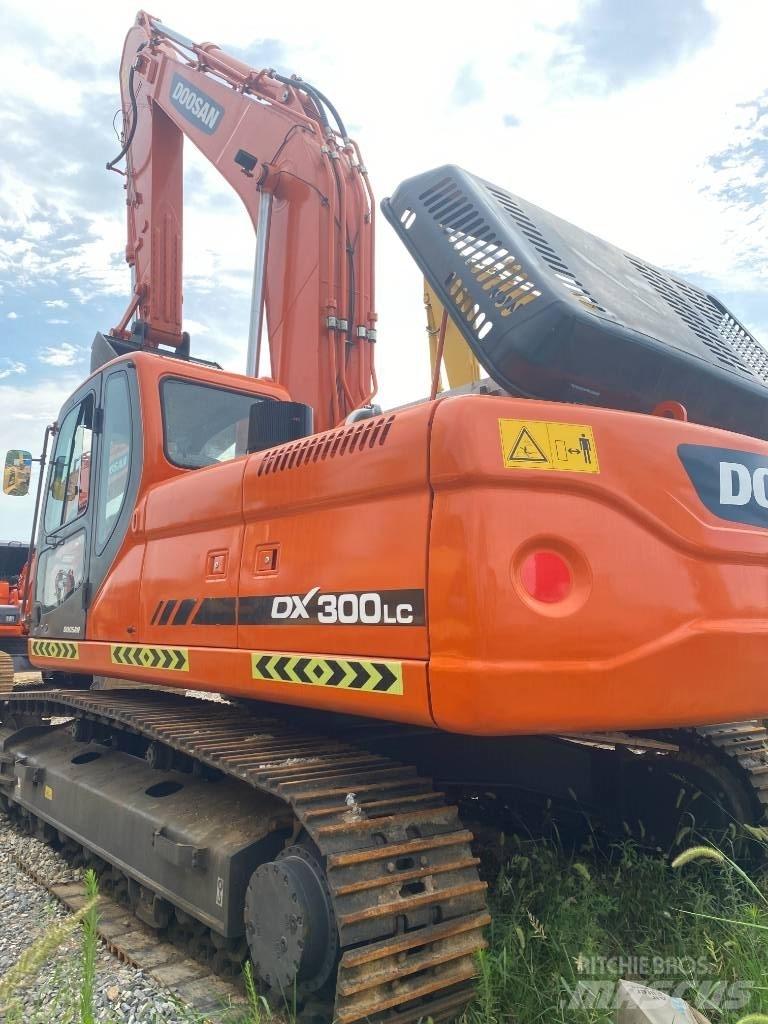 Doosan DX 300 LC Koparki gąsienicowe