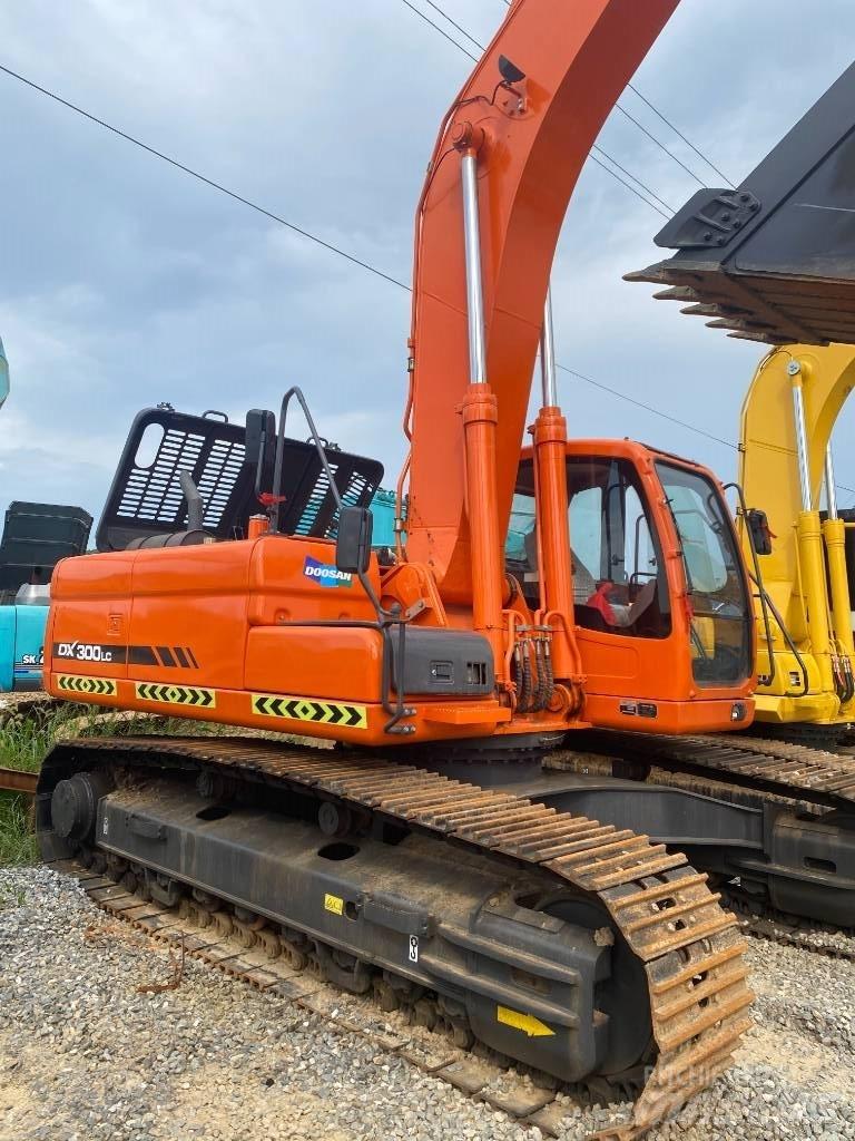 Doosan DX 300 LC Koparki gąsienicowe