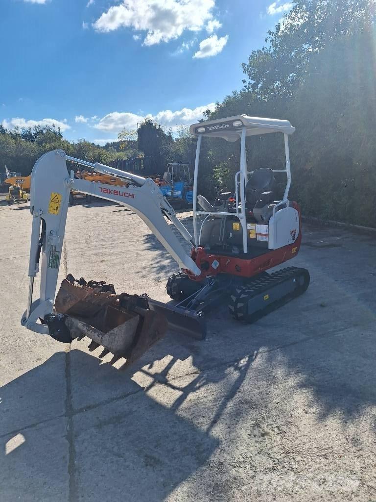 Takeuchi TB 216 Minikoparki