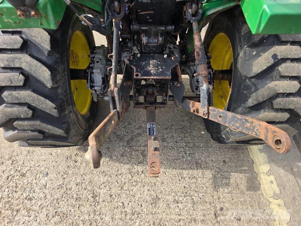 John Deere 2520 HST Mikrociągniki