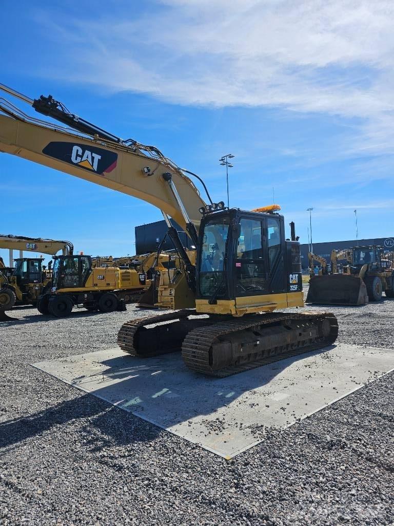 CAT 325 F Koparki gąsienicowe
