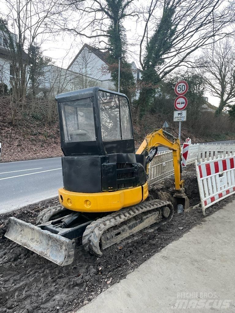 CAT 303 CR Minikoparki