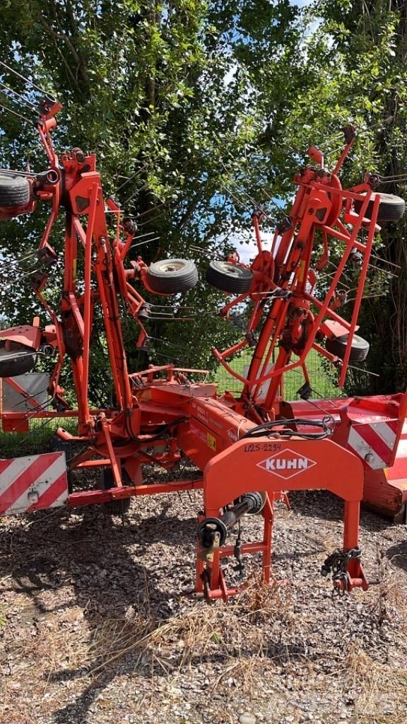 Kuhn GF 8501 T Zgrabiarki i przetrząsacze