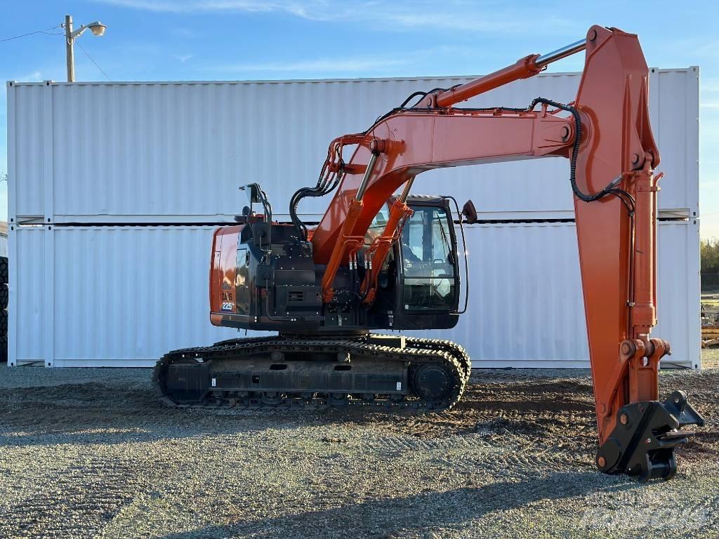 Hitachi ZX225US-6 Koparki gąsienicowe