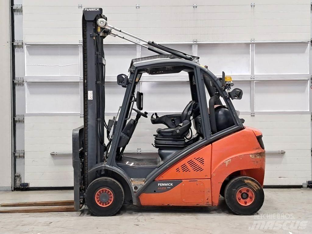 Linde H25T-02 Wózki LPG