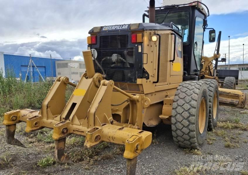 CAT 140 M Równiarki