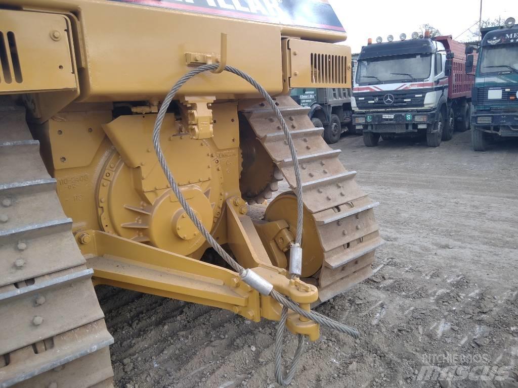 CAT D 7 R Spycharki
