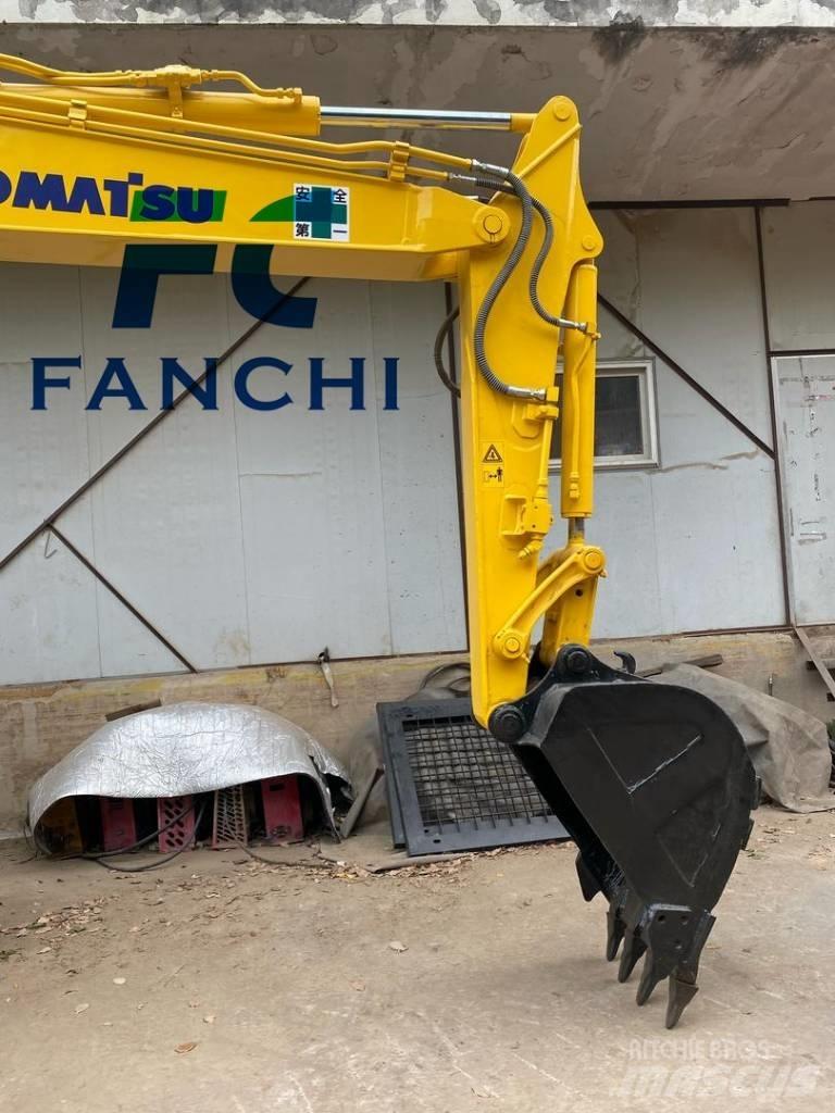 Komatsu 78US Minikoparki
