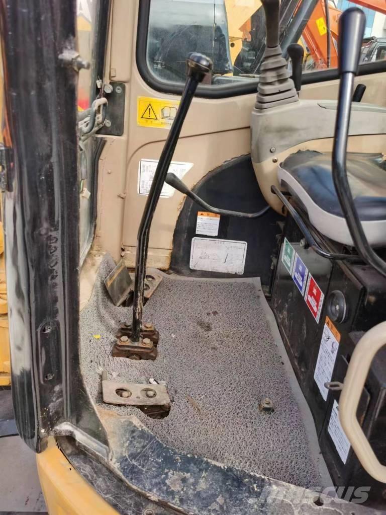 CAT 303 CR Minikoparki