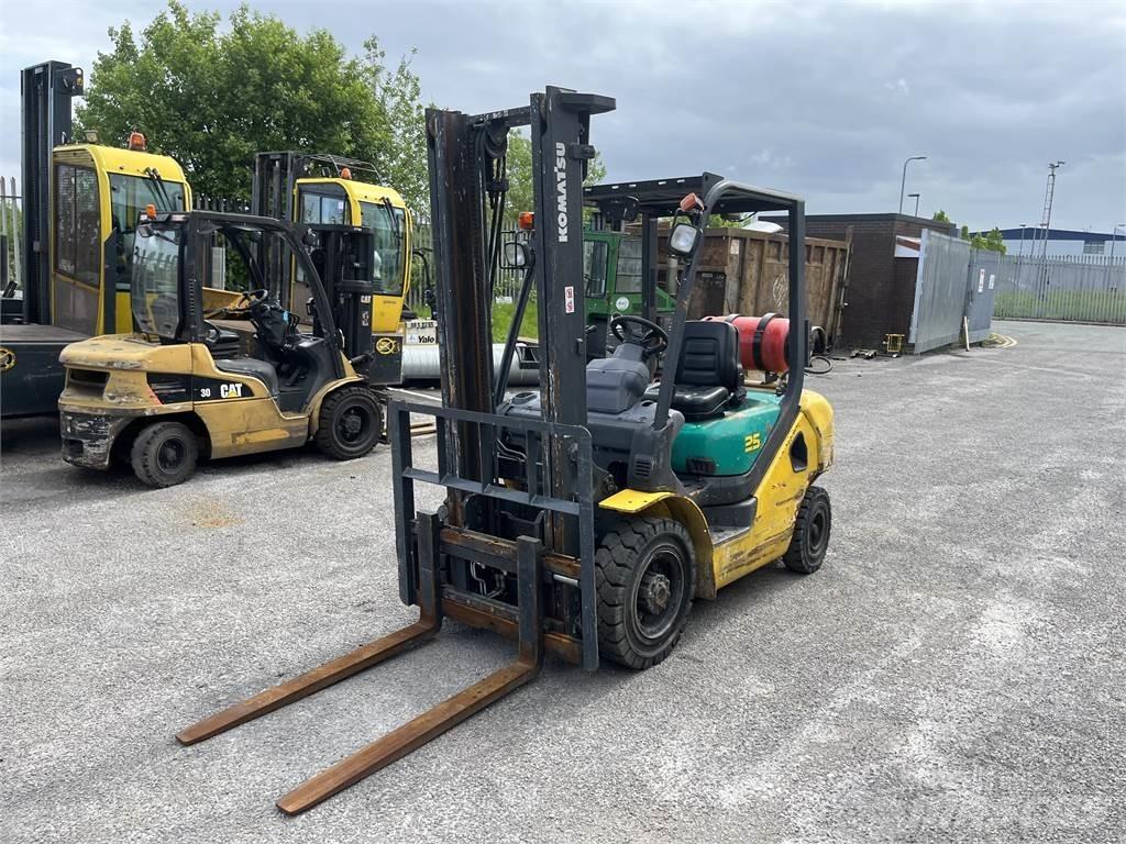 Komatsu FG25HT-16R Wózki LPG
