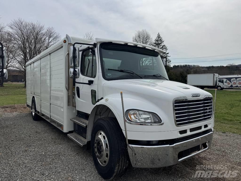 Freightliner M2 Samochody do transportu napojów