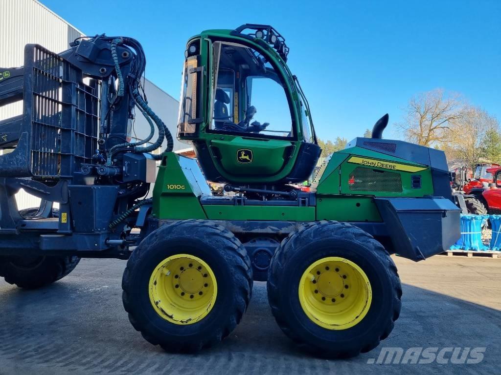 John Deere 1010 G Forwardery