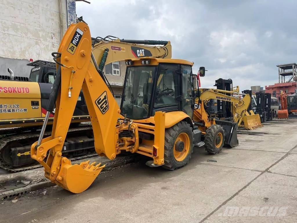 JCB 3CX Koparko-ładowarki