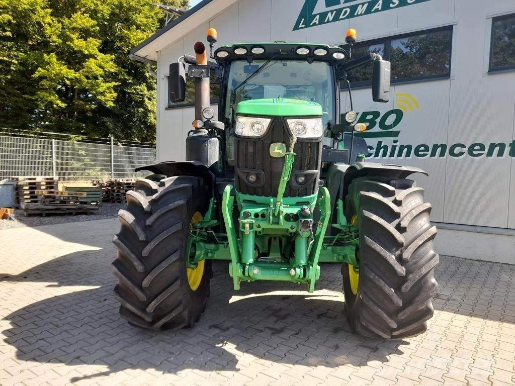 John Deere 6215R Ciągniki rolnicze