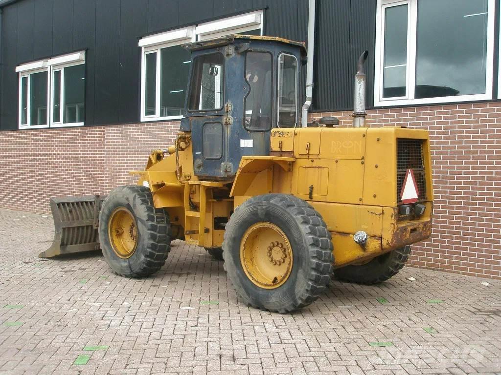 Komatsu W40-2 Ładowarki kołowe