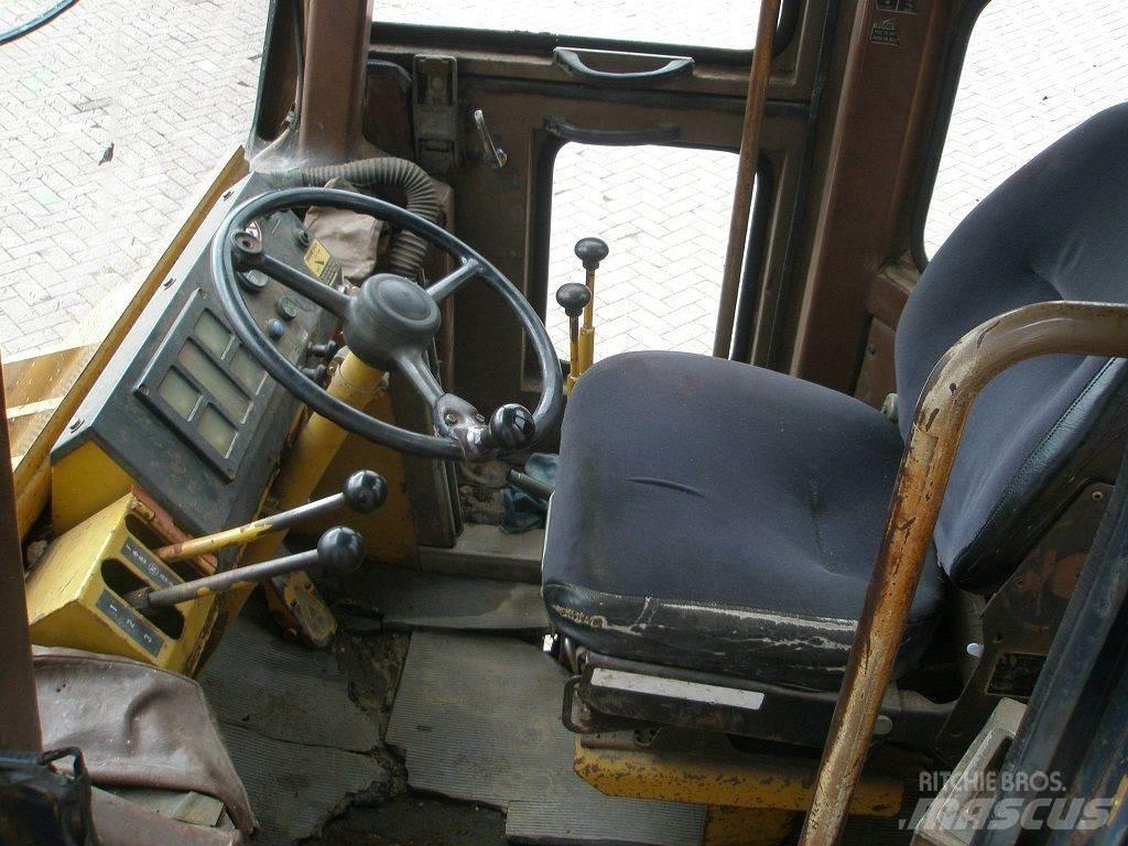 Komatsu W40-2 Ładowarki kołowe
