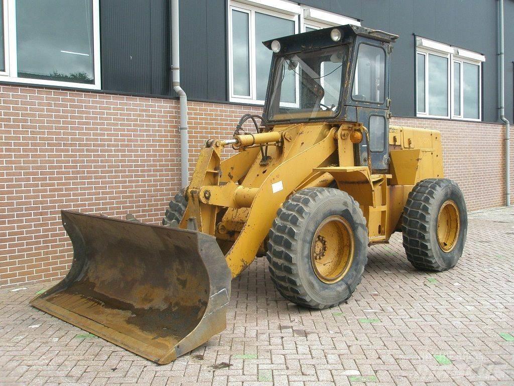 Komatsu W40-2 Ładowarki kołowe