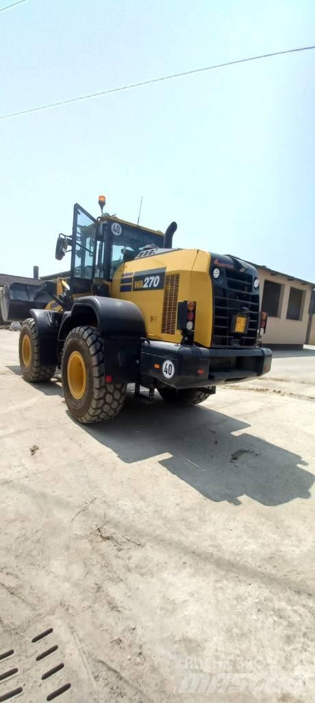 Komatsu WA270-8 Ładowarki kołowe