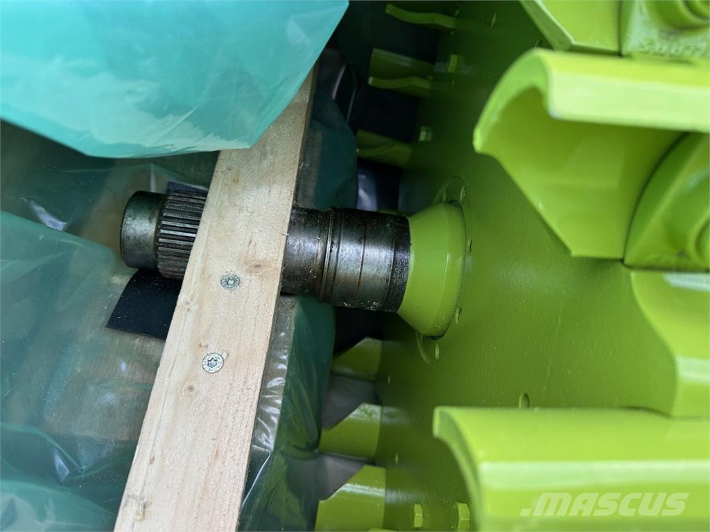 CLAAS V-MAX 36 Osprzęt do słomy