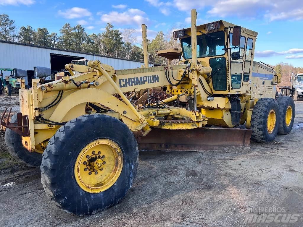 Champion 720 A VHP Równiarki