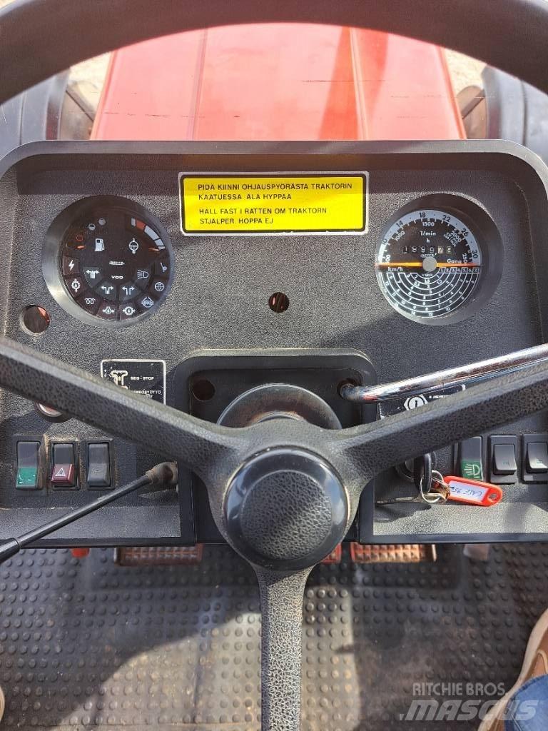 International 956XL Ciągniki rolnicze
