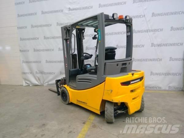 Jungheinrich EFG 320 Wózki elektryczne