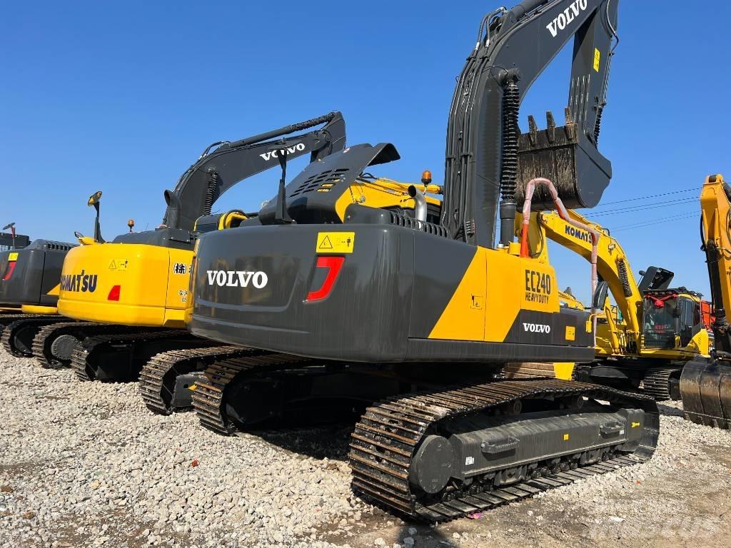 Volvo EC240DL Koparki gąsienicowe