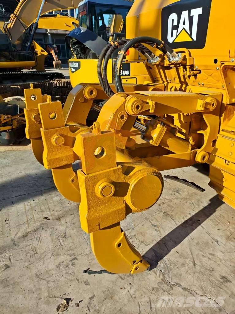 CAT D6G Spycharki gąsienicowe