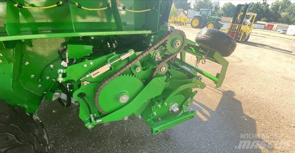 John Deere V461M Prasy zwijające