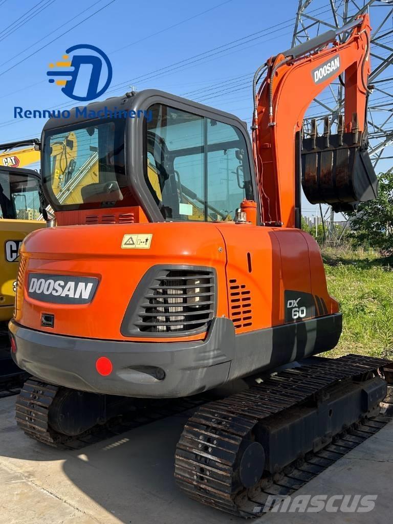 Doosan DX 60 Koparki gąsienicowe