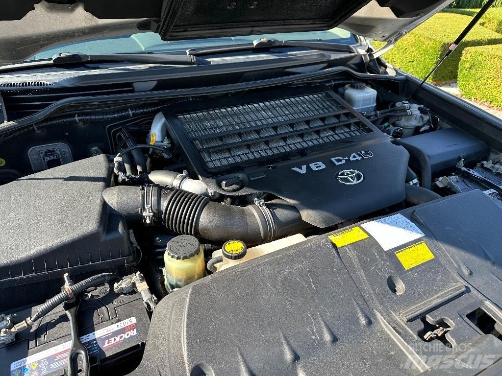 Toyota Landcruiser Pojazdy terenowe