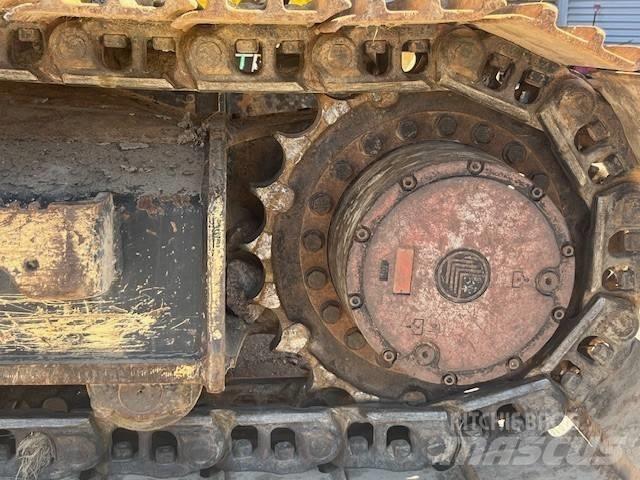 JCB Bandgrävare 220X Koparki gąsienicowe