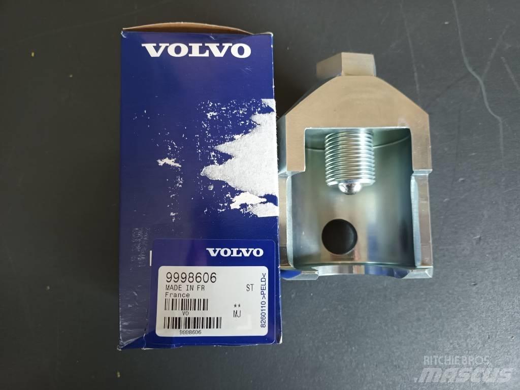Volvo PULLER 9998606 Silniki