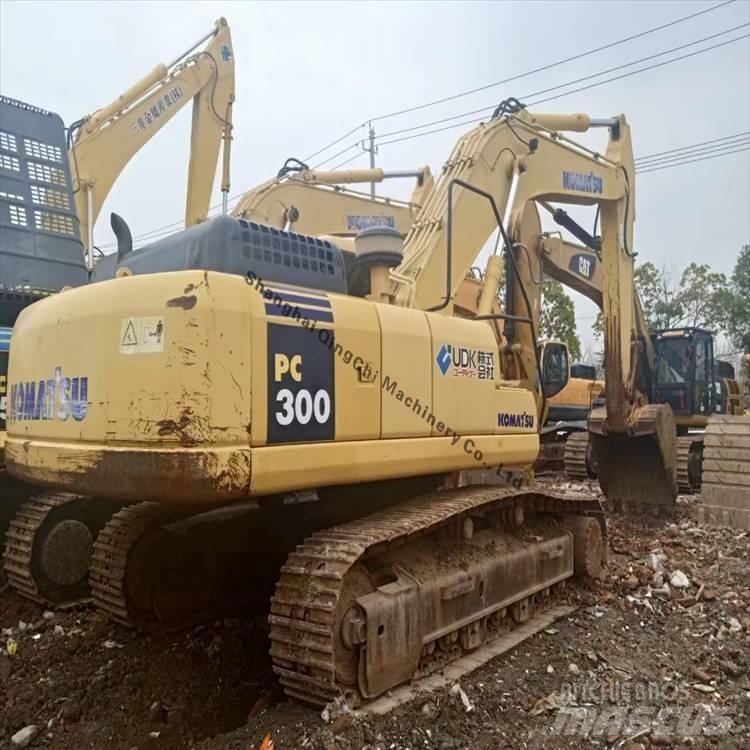 Komatsu 300 Koparki gąsienicowe