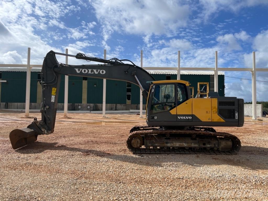 Volvo EC 220 E Koparki gąsienicowe