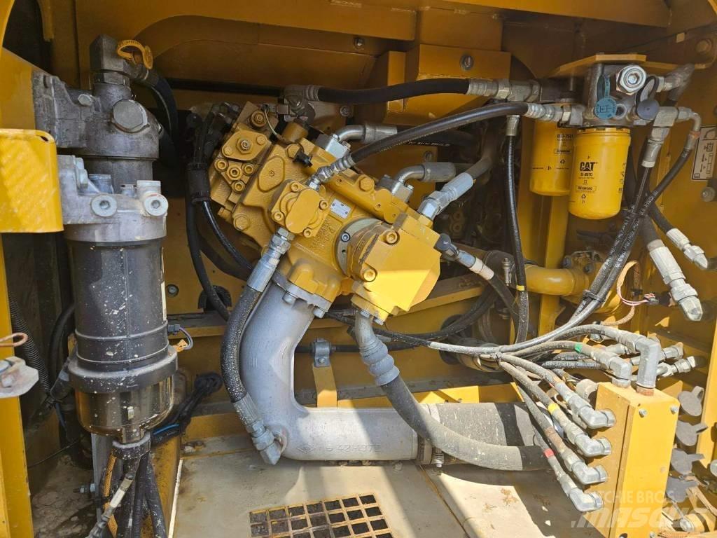 CAT 326 F L Koparki gąsienicowe