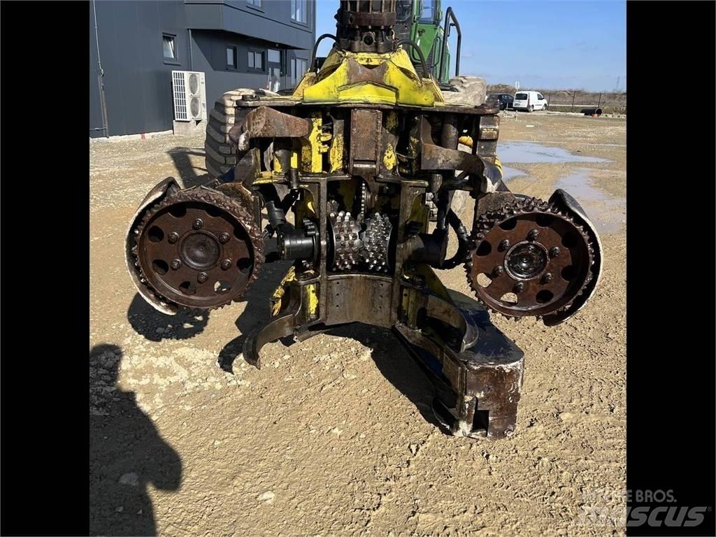 John Deere 1470E Harwestery