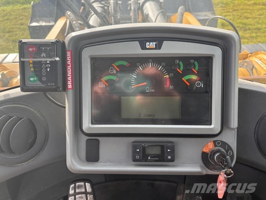 CAT 980M Ładowarki kołowe