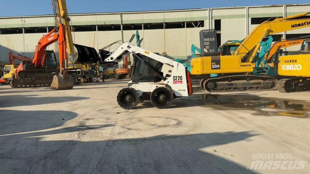 Bobcat S 220 Ładowarki burtowe
