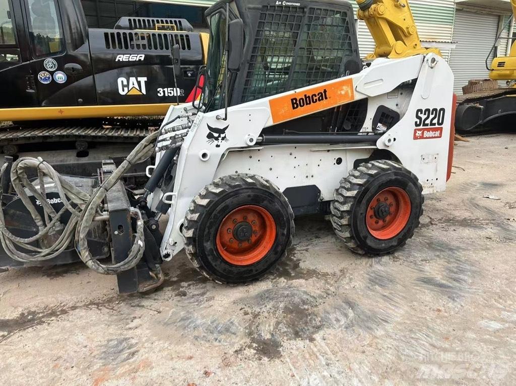 Bobcat S 220 Ładowarki burtowe