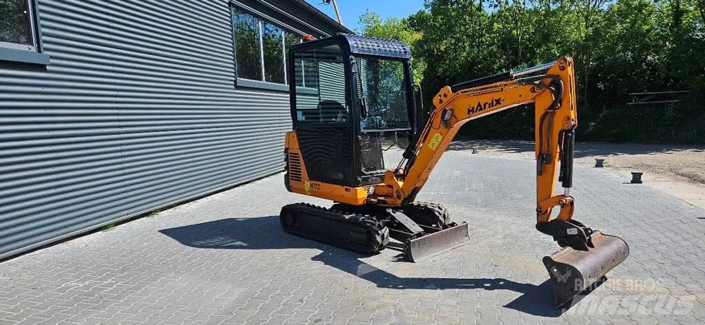 Hanix H 17D Minikoparki